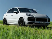 https://www.playfreegames.co.za/game/porsche-cayenne-gts-slide